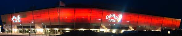 Nocne podśietlenie Guldfageln Arena