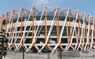 Białystok: Dach stadionu Jagiellonii jest niebezpieczny?