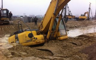 Rosja 2018: Koparka zatopiona w Kaliningradzie