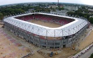 Łódź: Stadion Widzewa z miesięcznym opóźnieniem