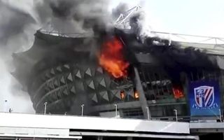 Chiny: Poważny pożar na Hongkou Stadium
