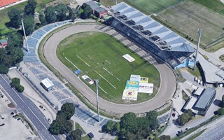 Rzeszów: Stadion Stali z poważnym opóźnieniem