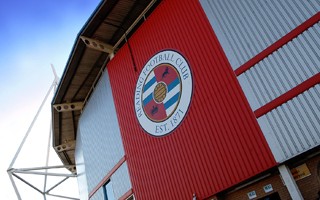 Anglia: Madejski znika z nazwy stadionu w Reading