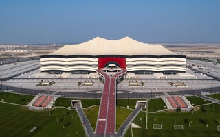 Nowy stadion: Pustynny namiot nareszcie gotowy