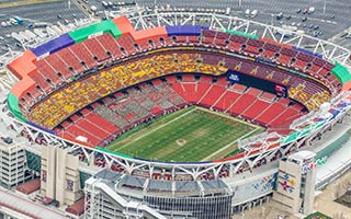 Waszyngton: „Dowódcy” z najmniejszym stadionem w NFL?