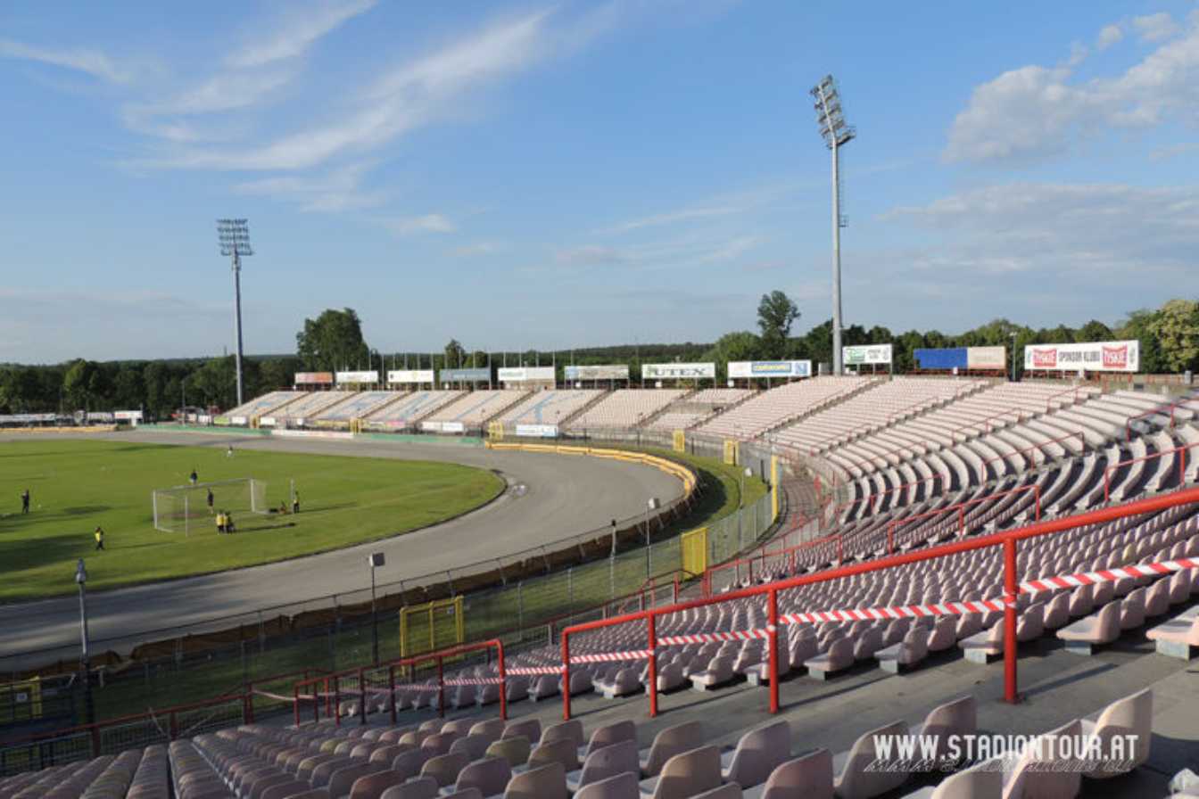 Stadion MOSiR w Rybniku