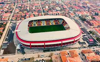 Nowy stadion: Kolejny nowoczesny obiekt w Turcji zainaugurowany!