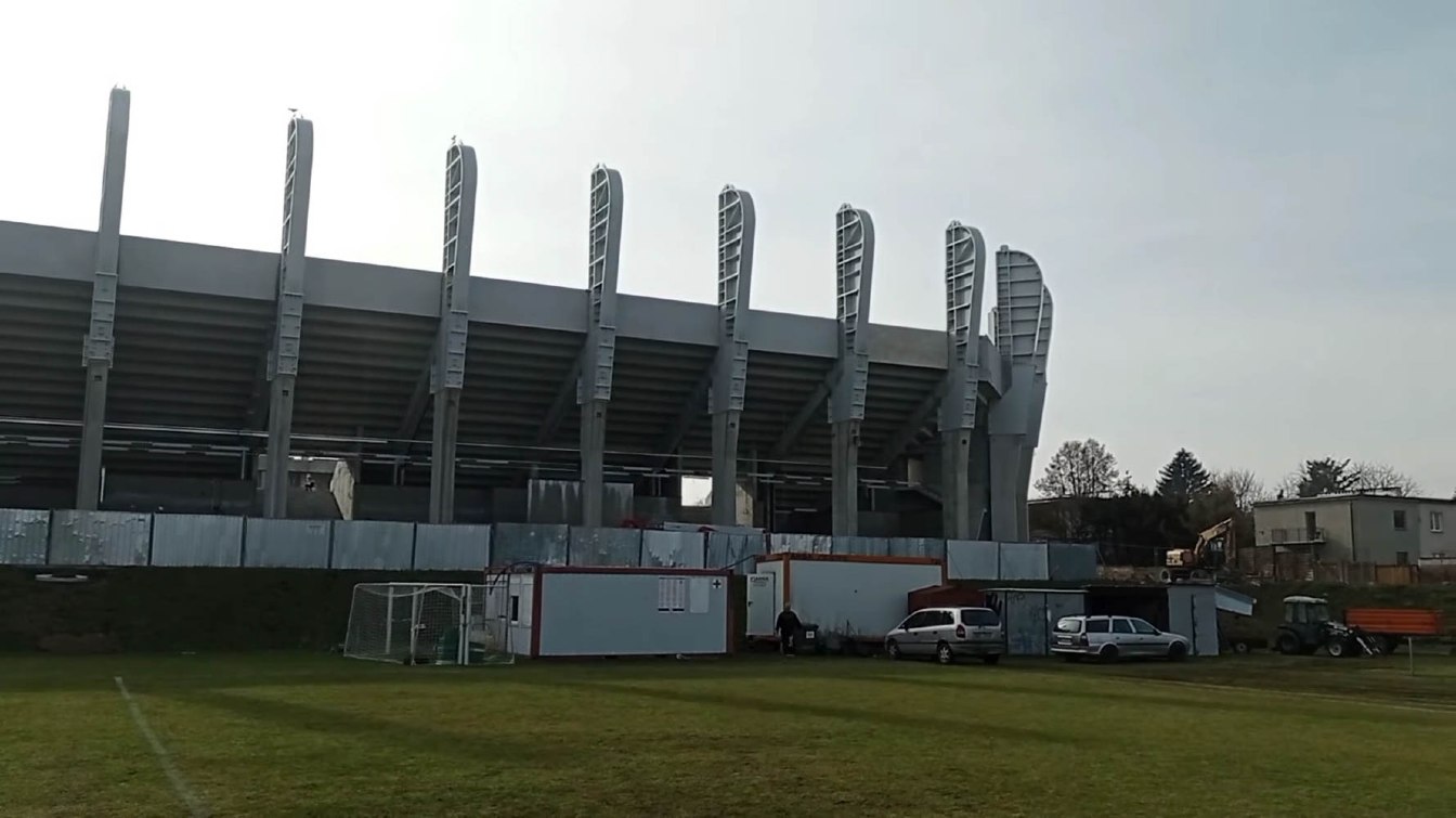 budowa stadionu w radomiu