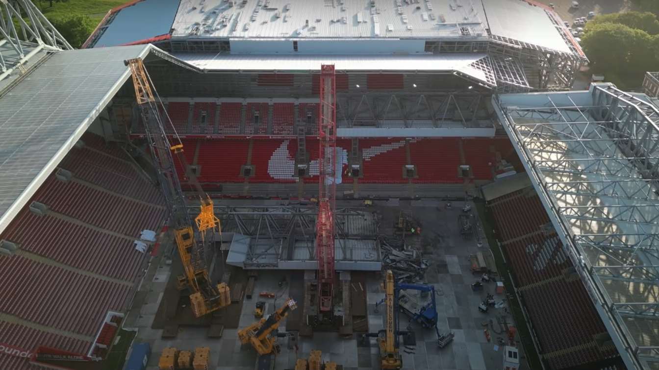 Anfield podczas budowy