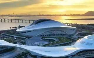 Chiny: Nowy stadion zachwyca wyglądem i uniwersalnością