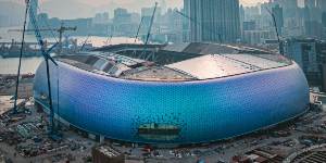 Hongkong: Kiedyś najstraszniejsze lotnisko na świecie - dziś niezwykły, lśniący stadion