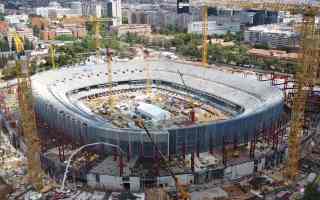 Hiszpania: Nowe umowy na Camp Nou, niezapłacone nadgodziny i walka o finał mundialu