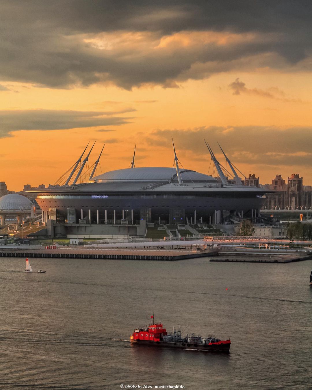 Covid-19. Estádio de São Petersburgo aponta para 50% de adeptos no Euro2020  - Renascença