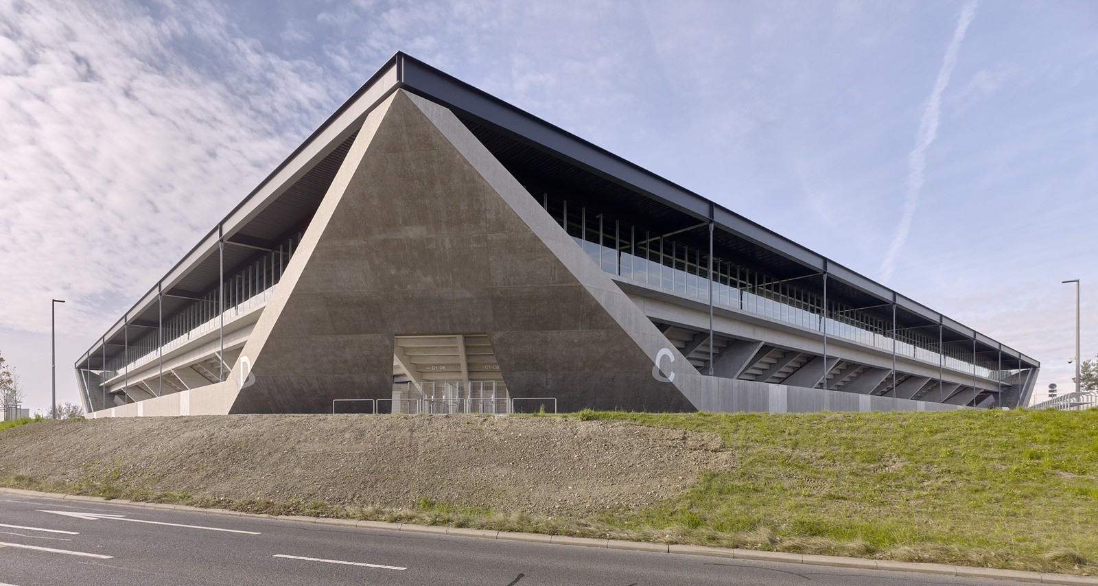 Stade de la Tuiliere, Lausanne