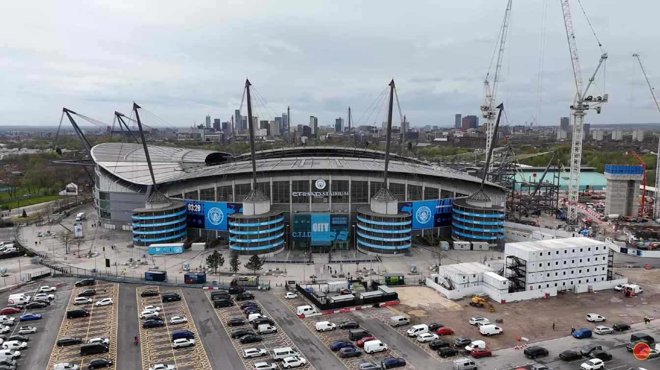 Budowa Etihad Stadium (City of Manchester Stadium / Eastlands)