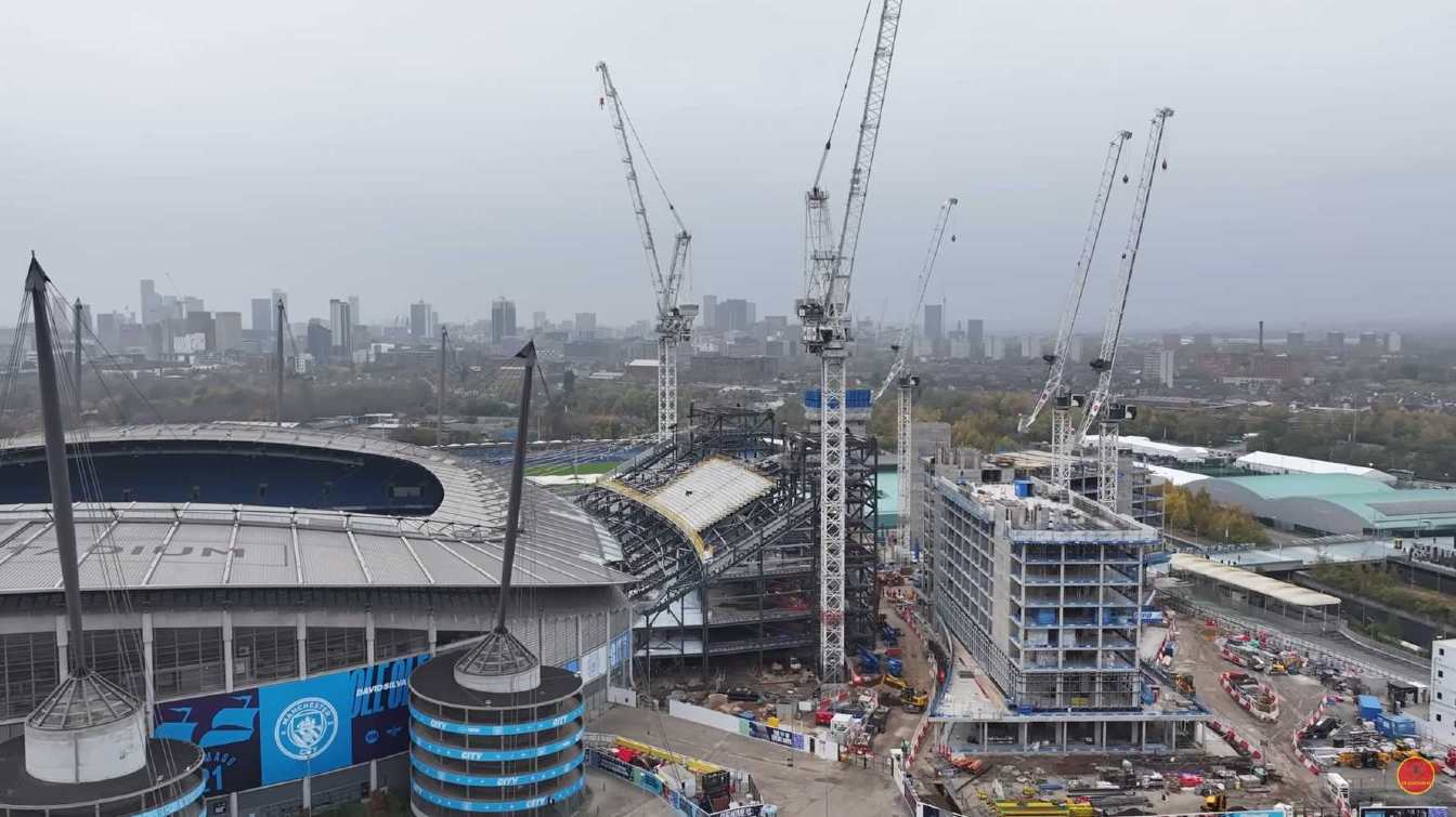 Budowa Etihad Stadium