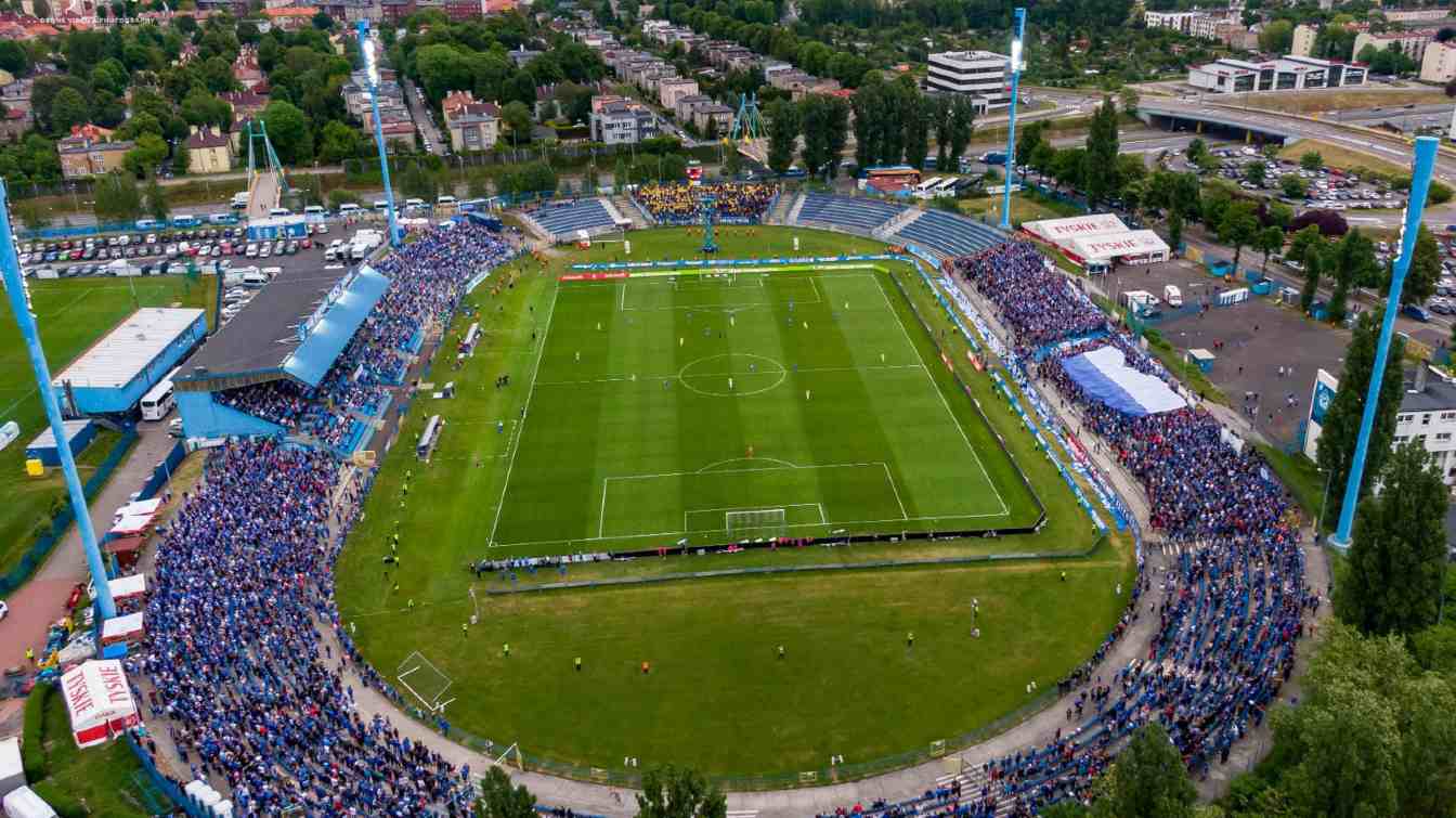Stadion przy ulicy Cichej