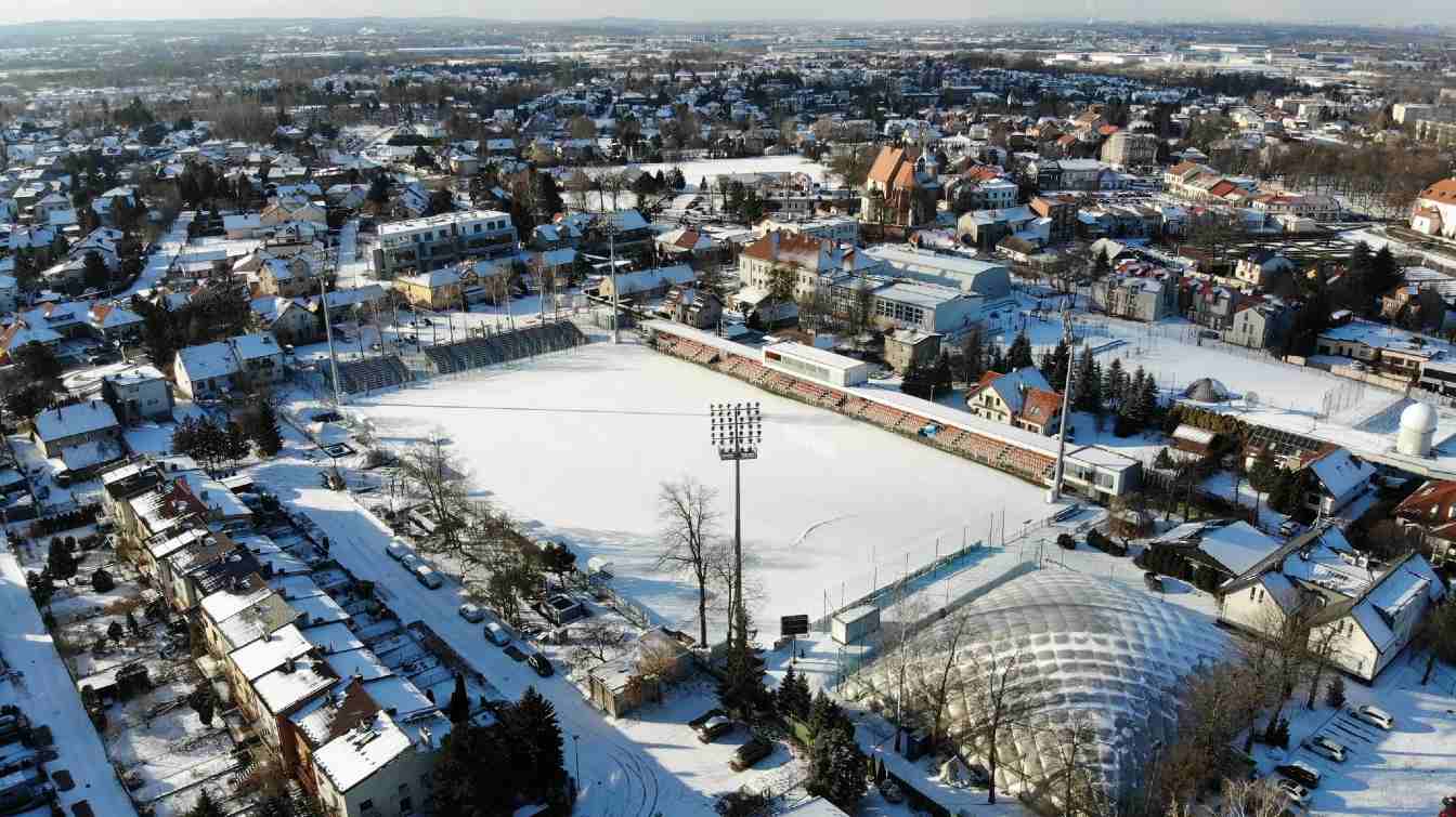 Stadion w Niepołomicach wróci do gry na przełomie lutego i marca