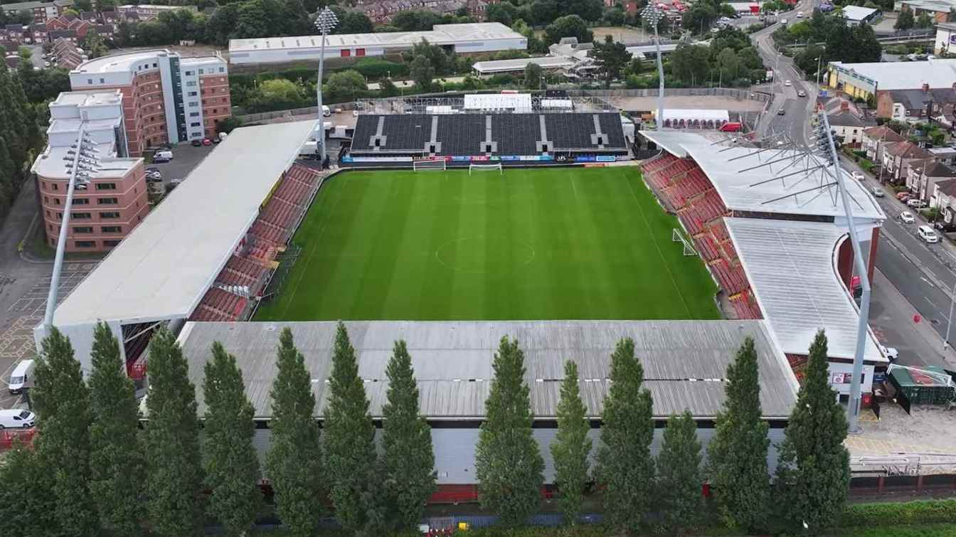 Walia: Modernizacja stadionu Wrexham będzie okazalsza niż zakładano