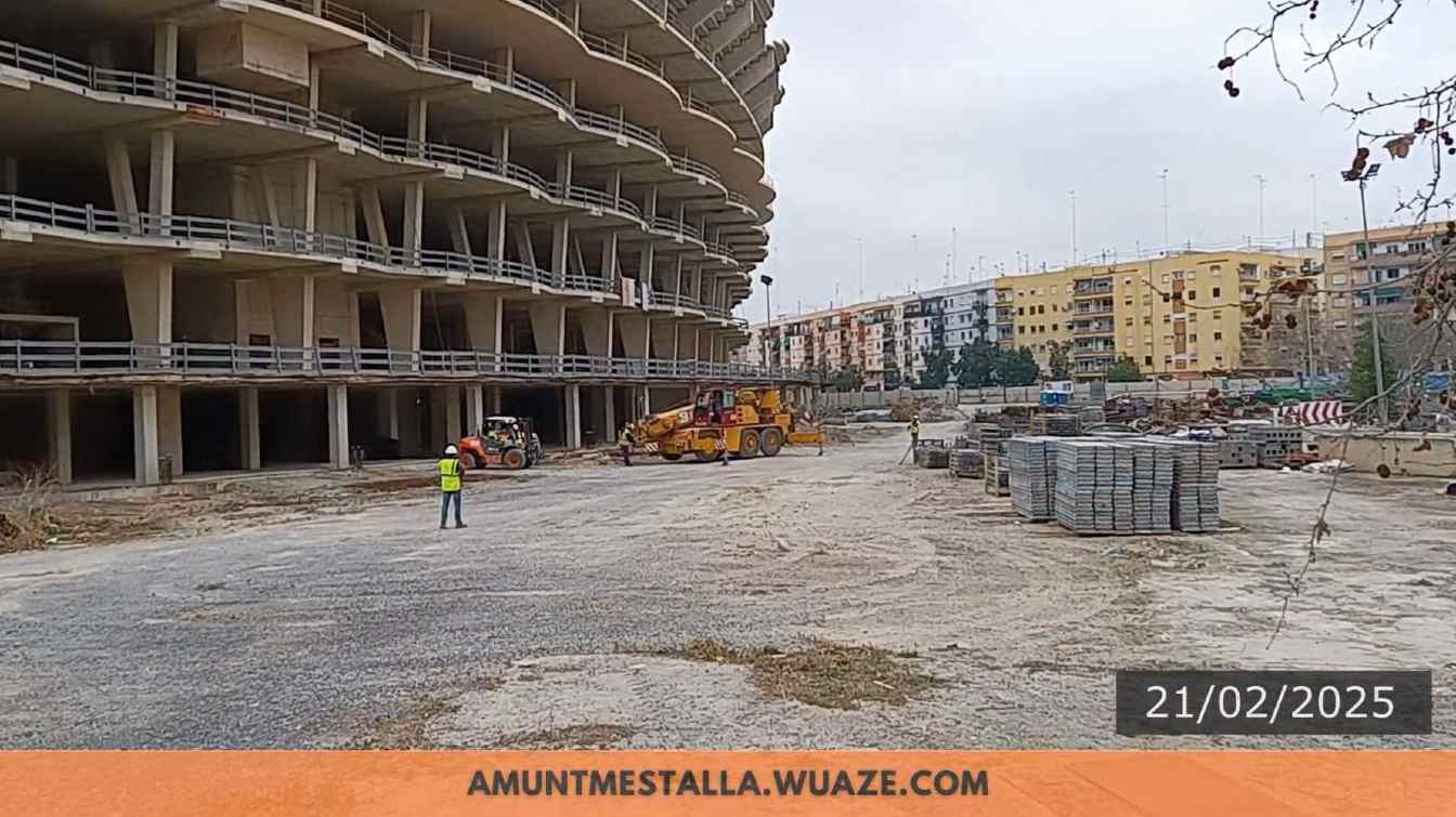 FCC – wykonawca wybrany przez Valencię – ma już niecałe 28 miesięcy na dokończenie Nou Mestalla.