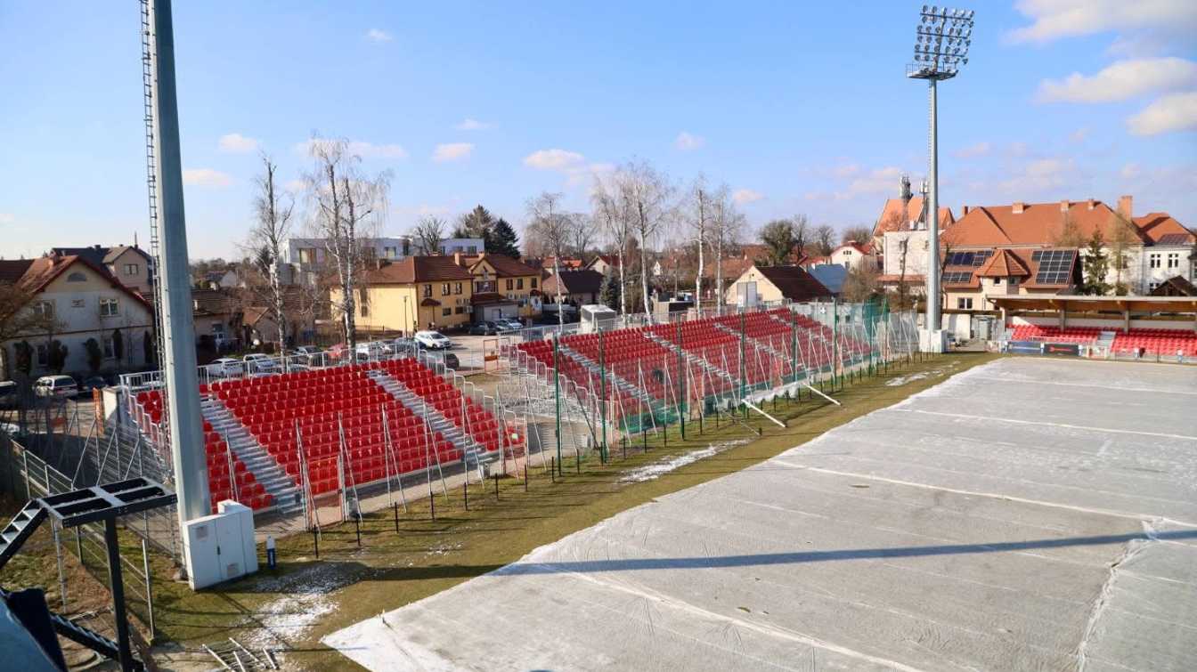 Stadion Miejski w Niepołomicach (Stadion Puszczy)