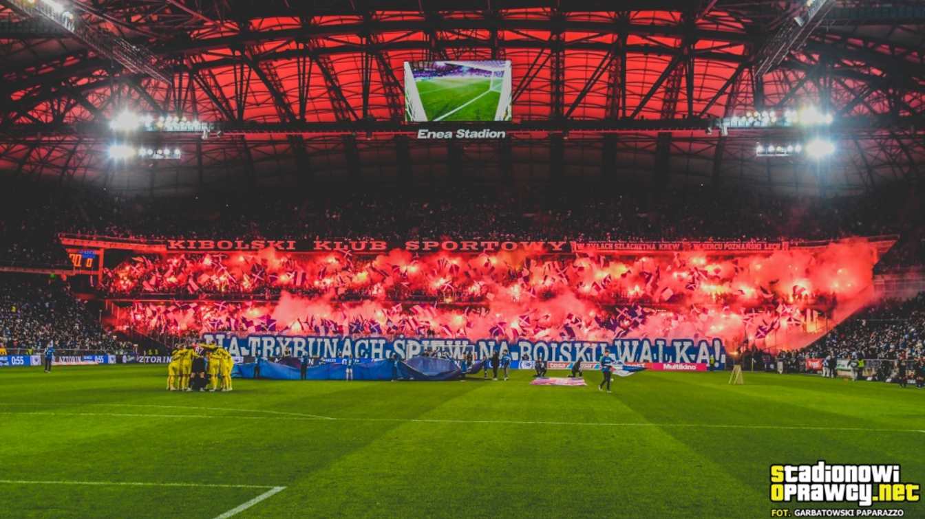 Oprawa podczas meczu Olimpia Grudziadz - Hutnik Krakow