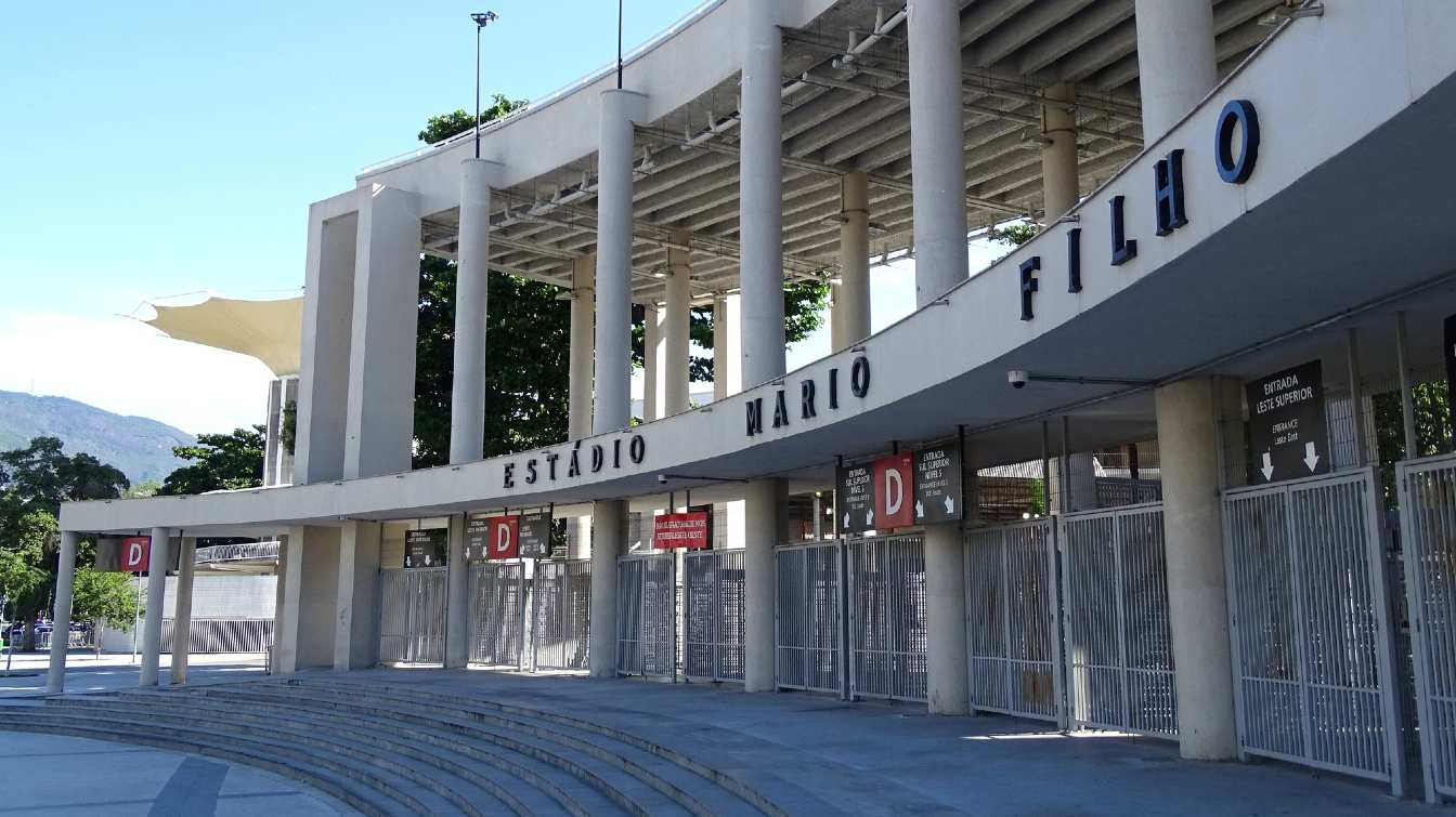 Pełna, oficjalna nazwa Maracanã to Estádio Jornalista Mário Filho.