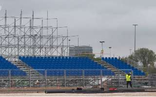 Hiszpania: Tymczasowy stadion w Saragossie już z trybunami, a przyszły z planem finansowania