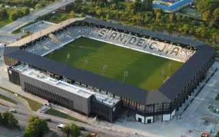 Nowy Sącz: Nowy stadion Sandecji otwarty z pytaniami o koszty i… śledztwem prokuratury
