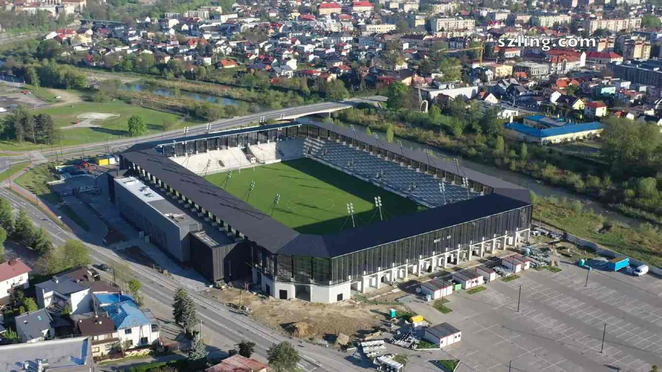 Stadion Miejski w Nowym Sączu