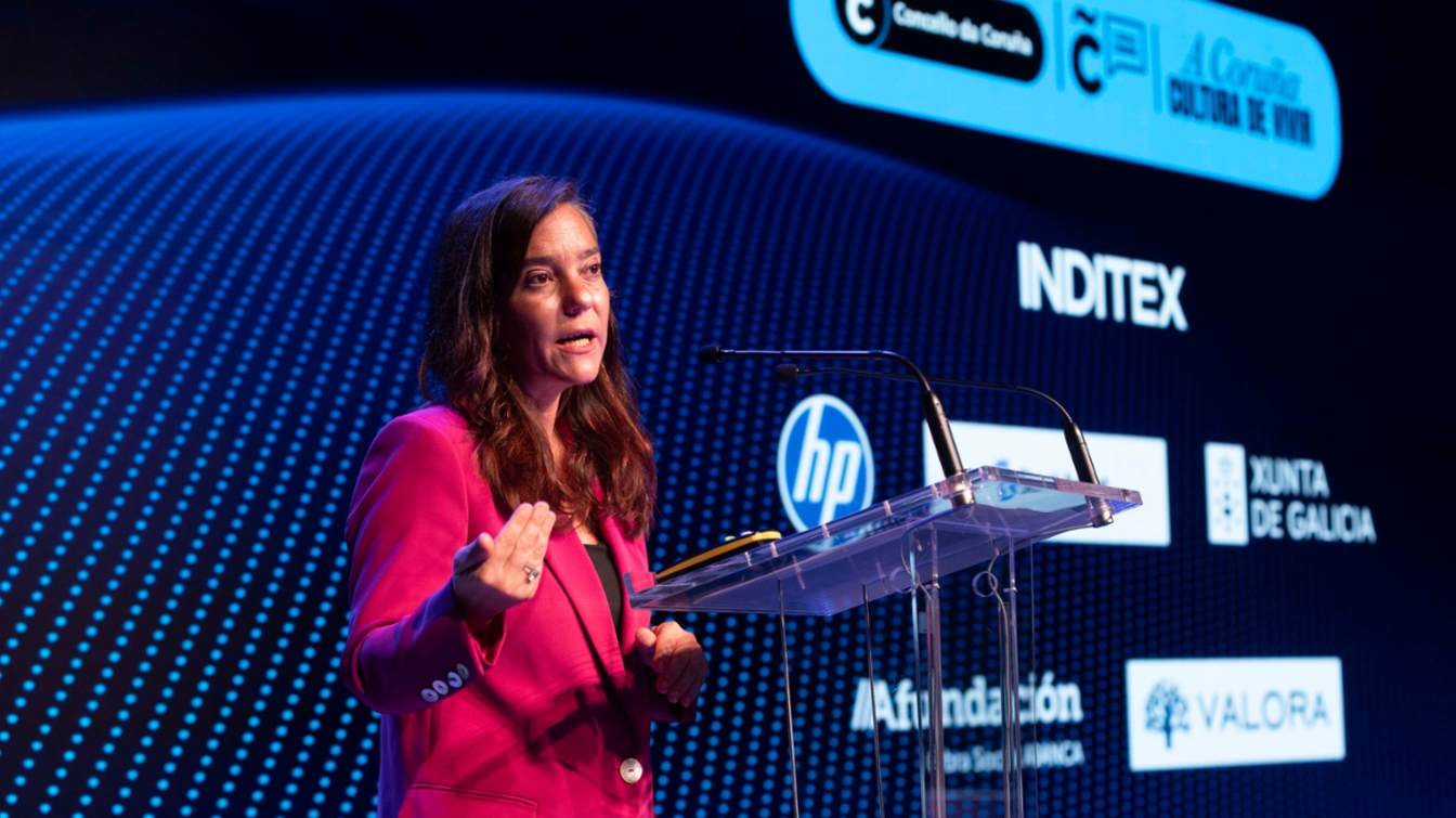 Burmistrz Ines Rey podkreśla, że trzeba wspólnie wiosłować, by Coruña po 1982 roku po raz drugi została gospodarzem mundialu.