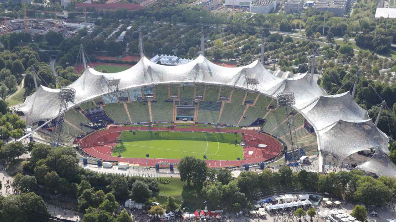 Olympiastadion München powstał specjalnie na Igrzyska Olimpijskie w 1972 roku.