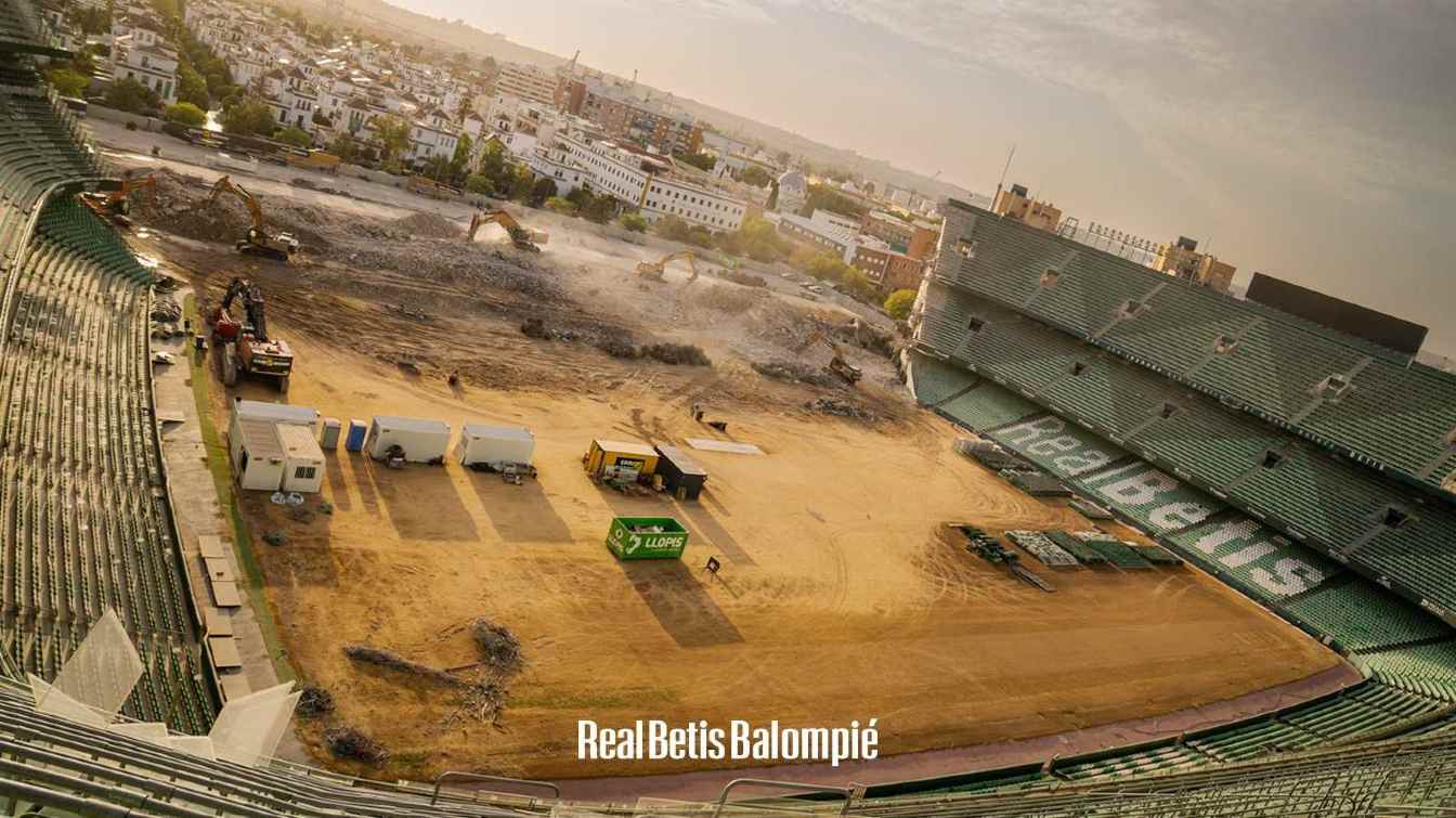 Stara trybuna Preferencia przestała istnieć w ciągu kilku tygodni.