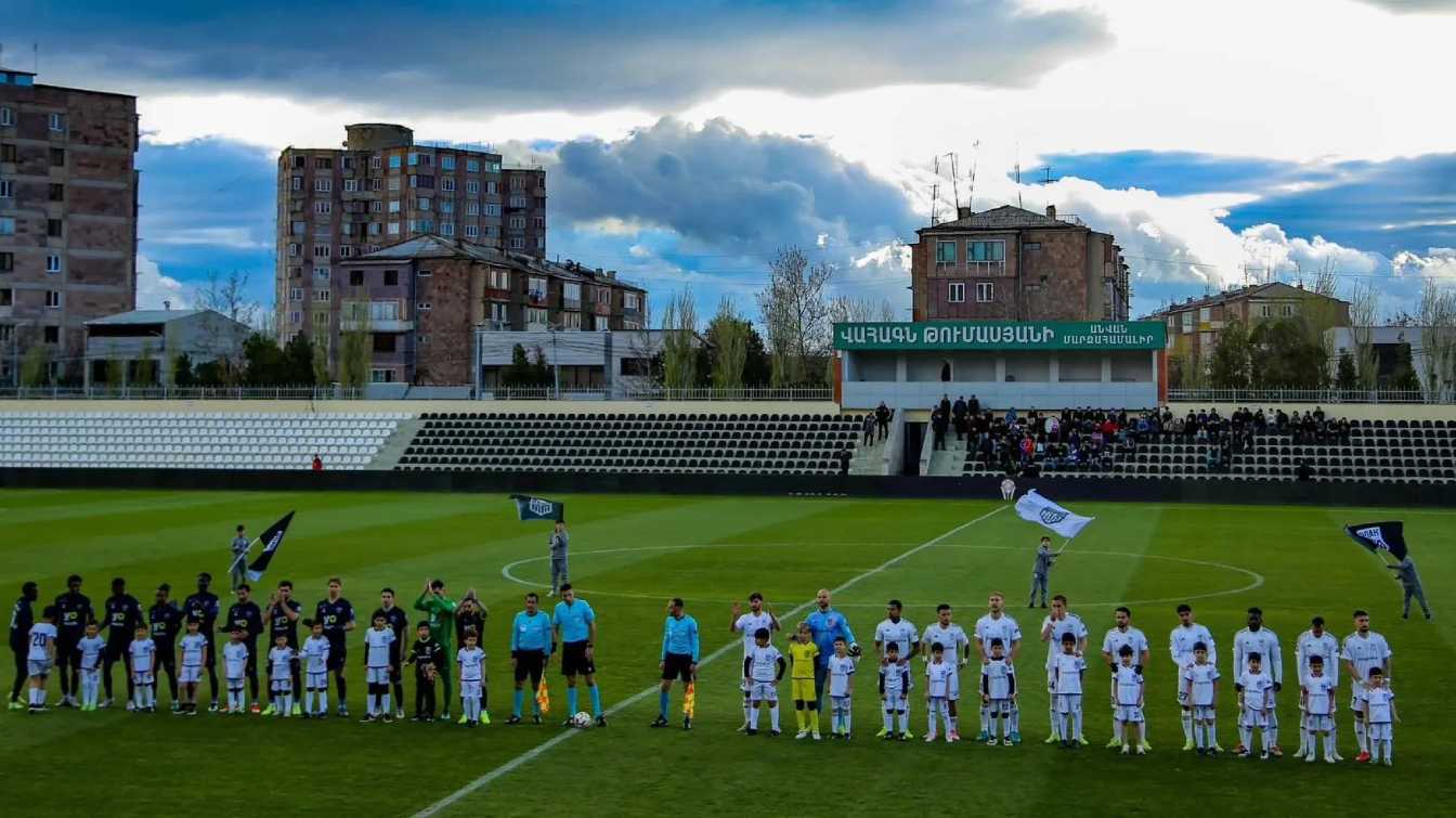 Obecny stadion Noah FC