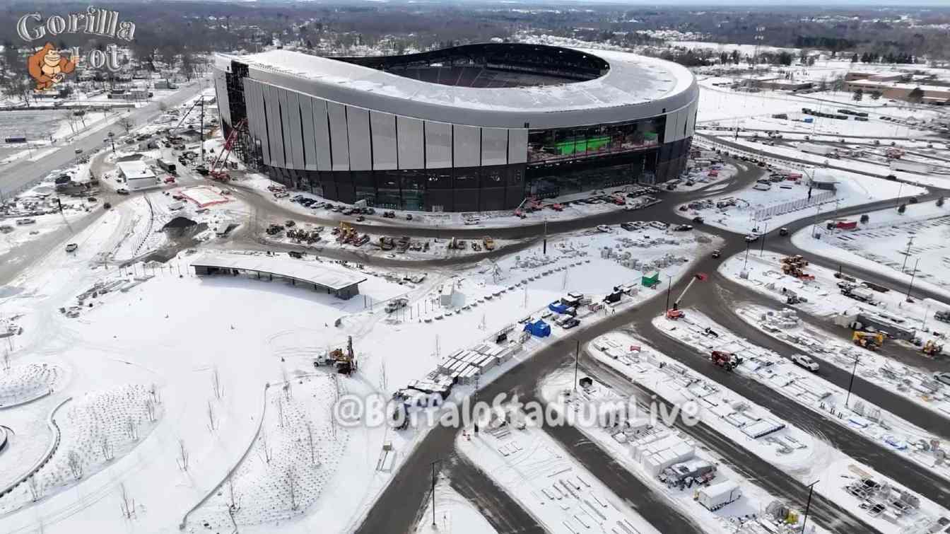 New Highmark Stadium, już w ostatnich fazach budowy, powstaje tuż obok starego domu Buffalo Bills.