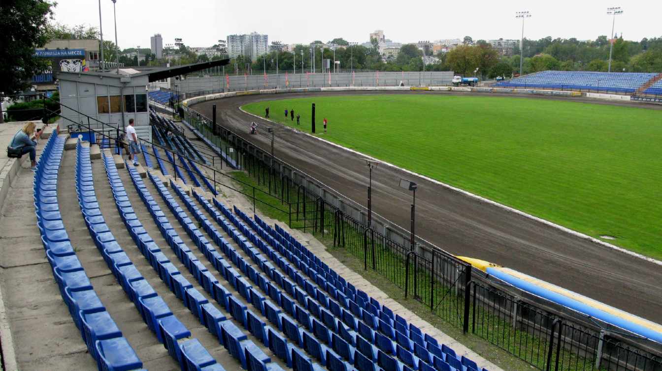  Nowy stadion żużlowy w Lublinie ma pomieścić około 16 600 widz&oacute;w, co oznacza ponad dwukrotny wzrost pojemności.