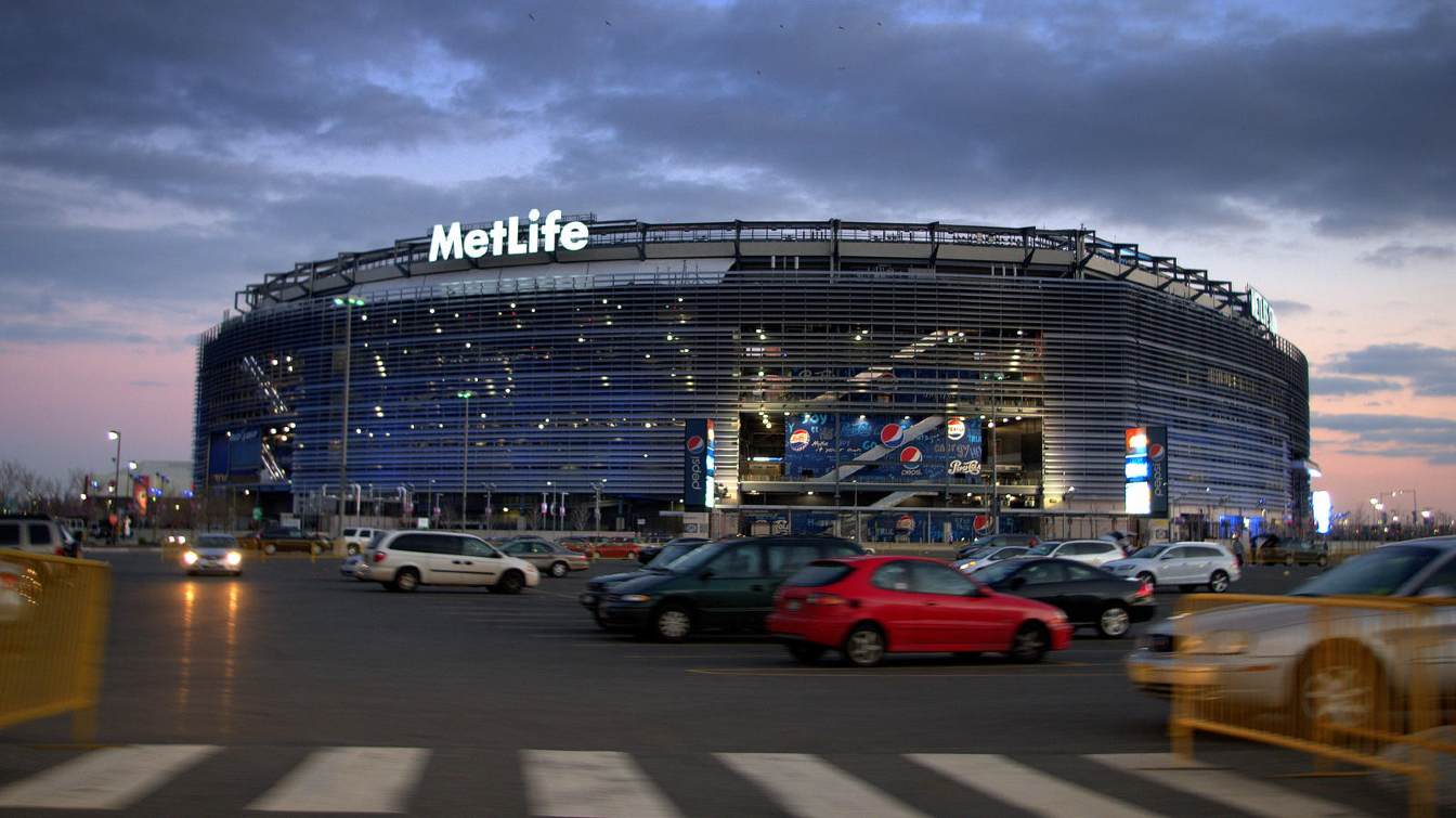 Transport kibic&oacute;w oprze się gł&oacute;wnie na komunikacji publicznej, w tym zwiększonej liczbie połączeń NJ Transit oraz systemie park and ride.