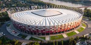Warszawa: PGE Narodowy do przebudowy pod igrzyska? W grze bieżnia i 80 tys. miejsc