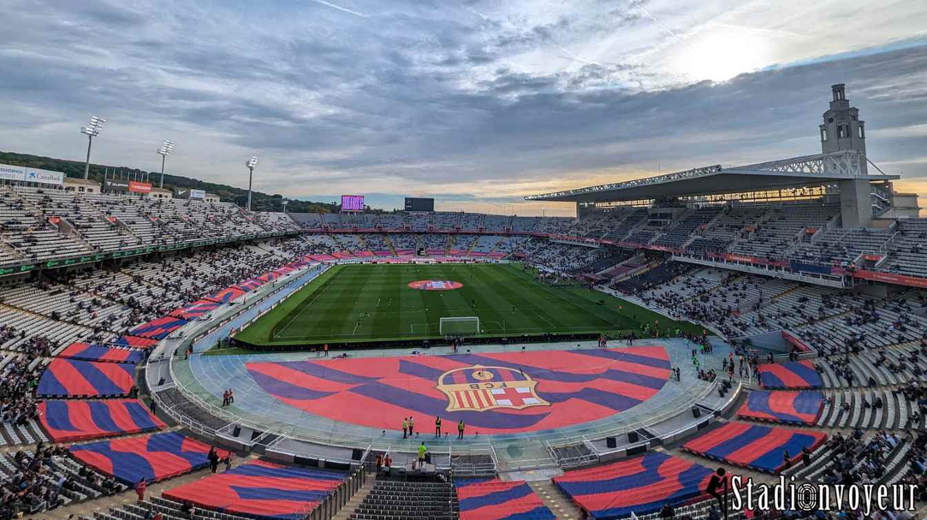 FC Barcelona może ponownie przenieść się na Montju&iuml;c w sezonie 2027/28. Klub złożył wniosek do LaLiga o rozegranie całej pierwszej rundy poza Camp Nou, aby spokojnie przeprowadzić montaż zadaszenia stadionu.